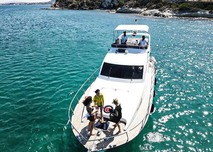 Exclusive Yatching *