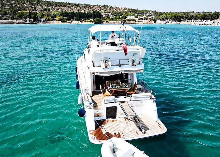 Exclusive Yatching *