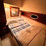 船上ホテル Exclusive Yatching
