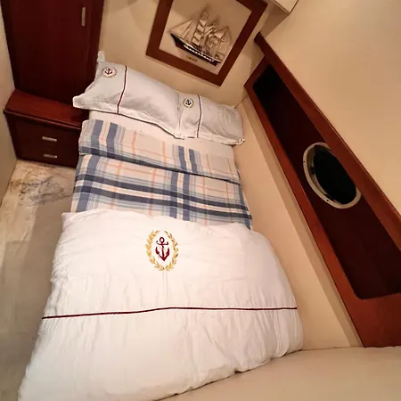 Úszó hotel Exclusive Yatching