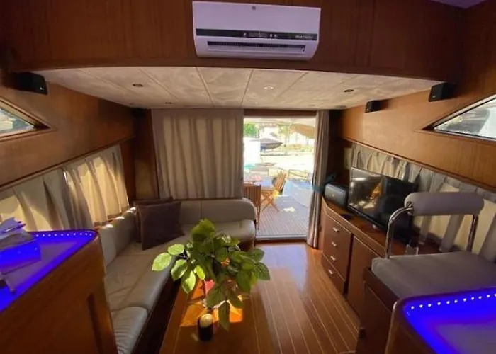 Exclusive Yatching * Dalyankoy (Aegean)